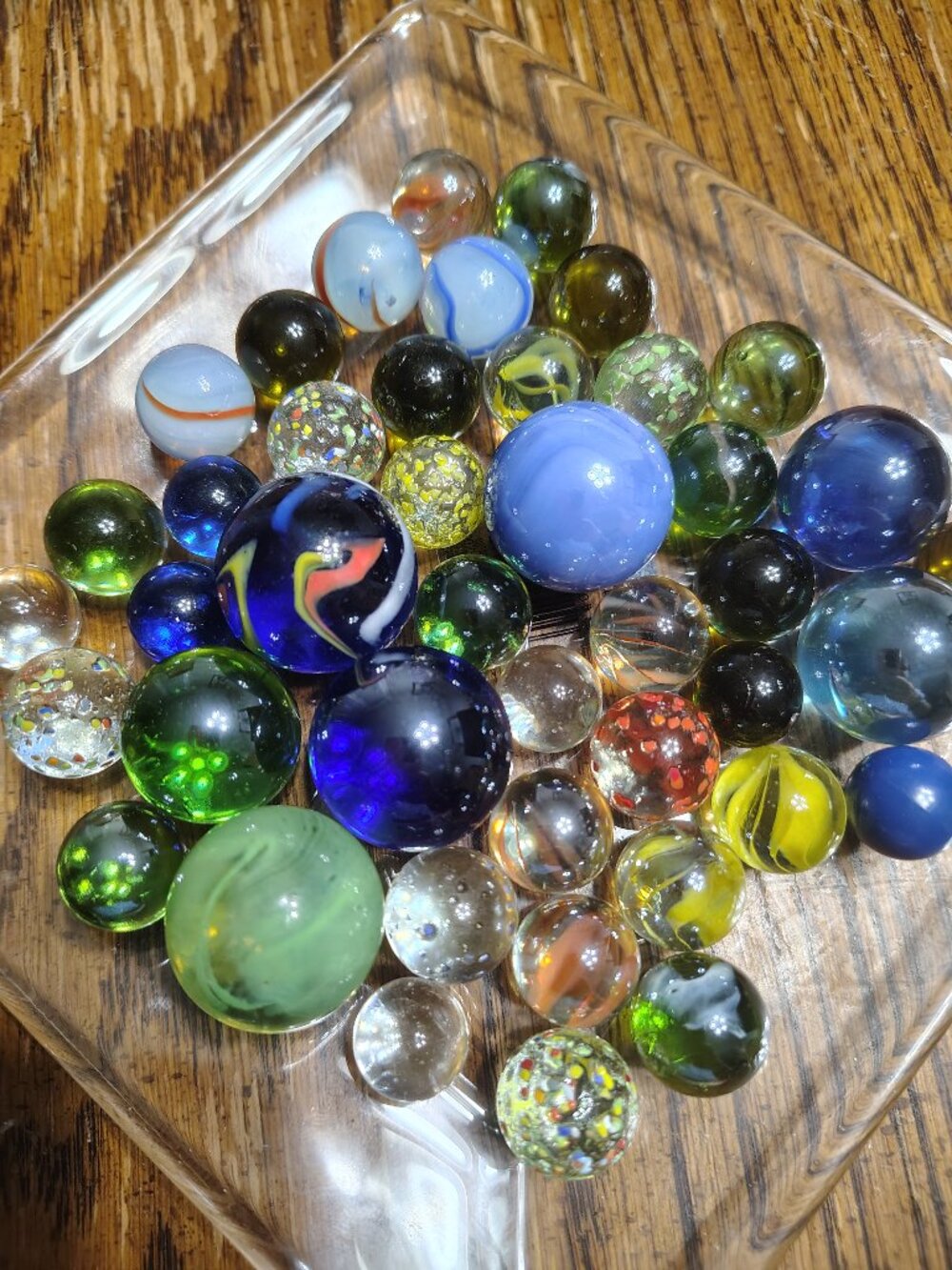 Assortment of Marbles - Picture 4 of 4